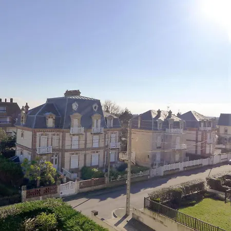 Le Capricorne By Interhome Apartmán *
