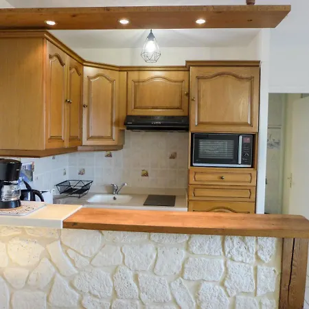 Le Capricorne By Interhome Apartmán *
